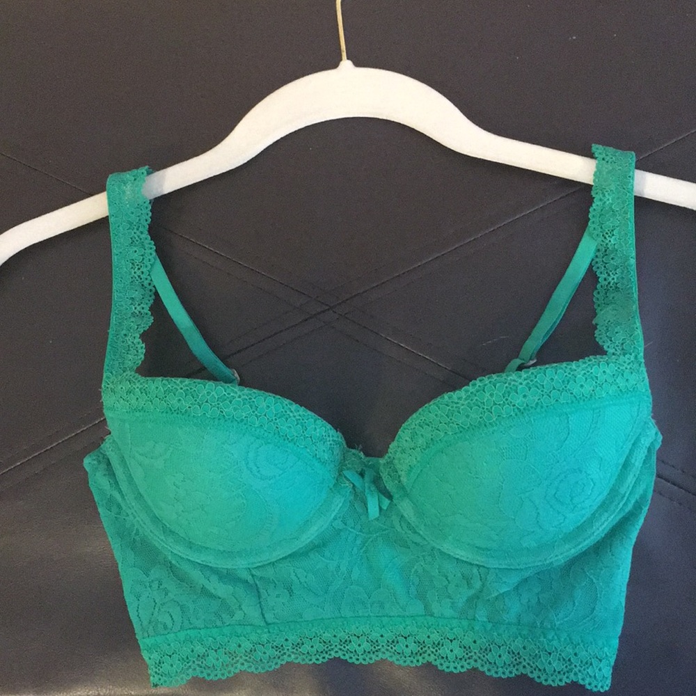 Gilly Hicks Push Em Up Bustier Bra
